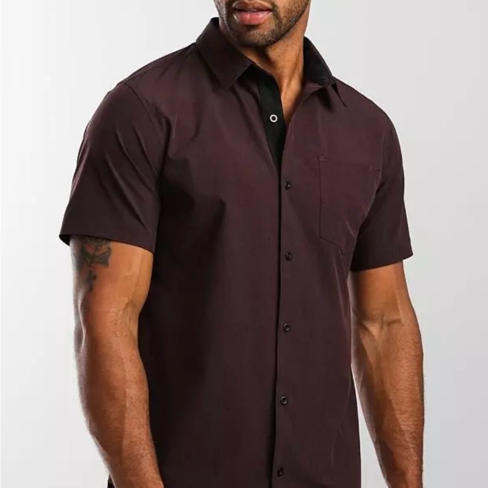 Men's Short Sleeve Burgundy Button Down Shirt